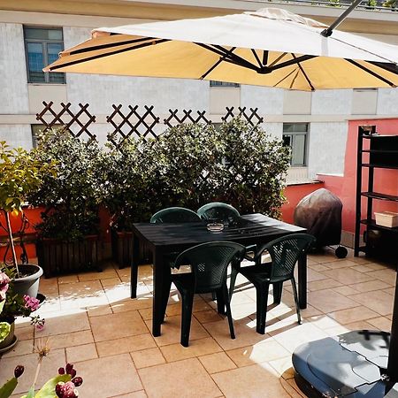 Dimora Le Scalette Apartment Bari Exteriör bild