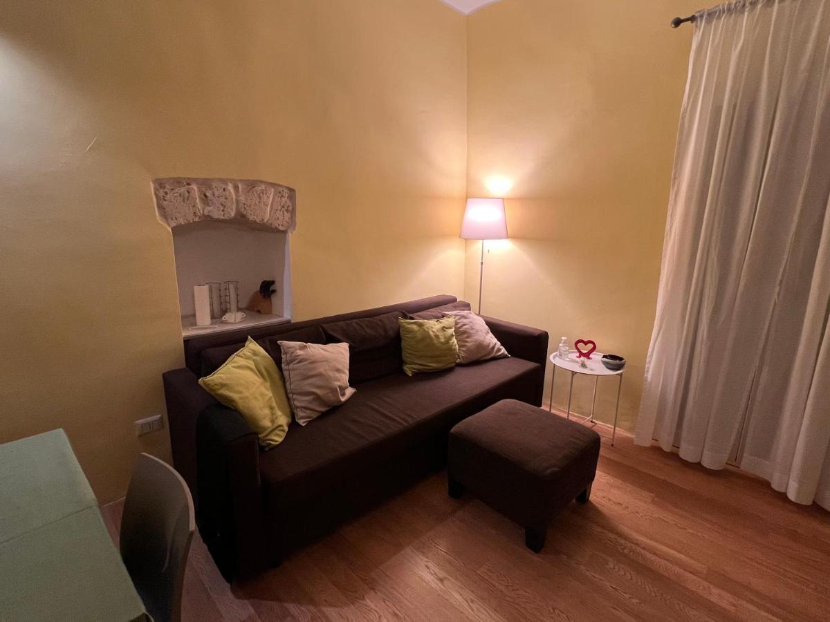 Dimora Le Scalette Apartment Bari Exteriör bild