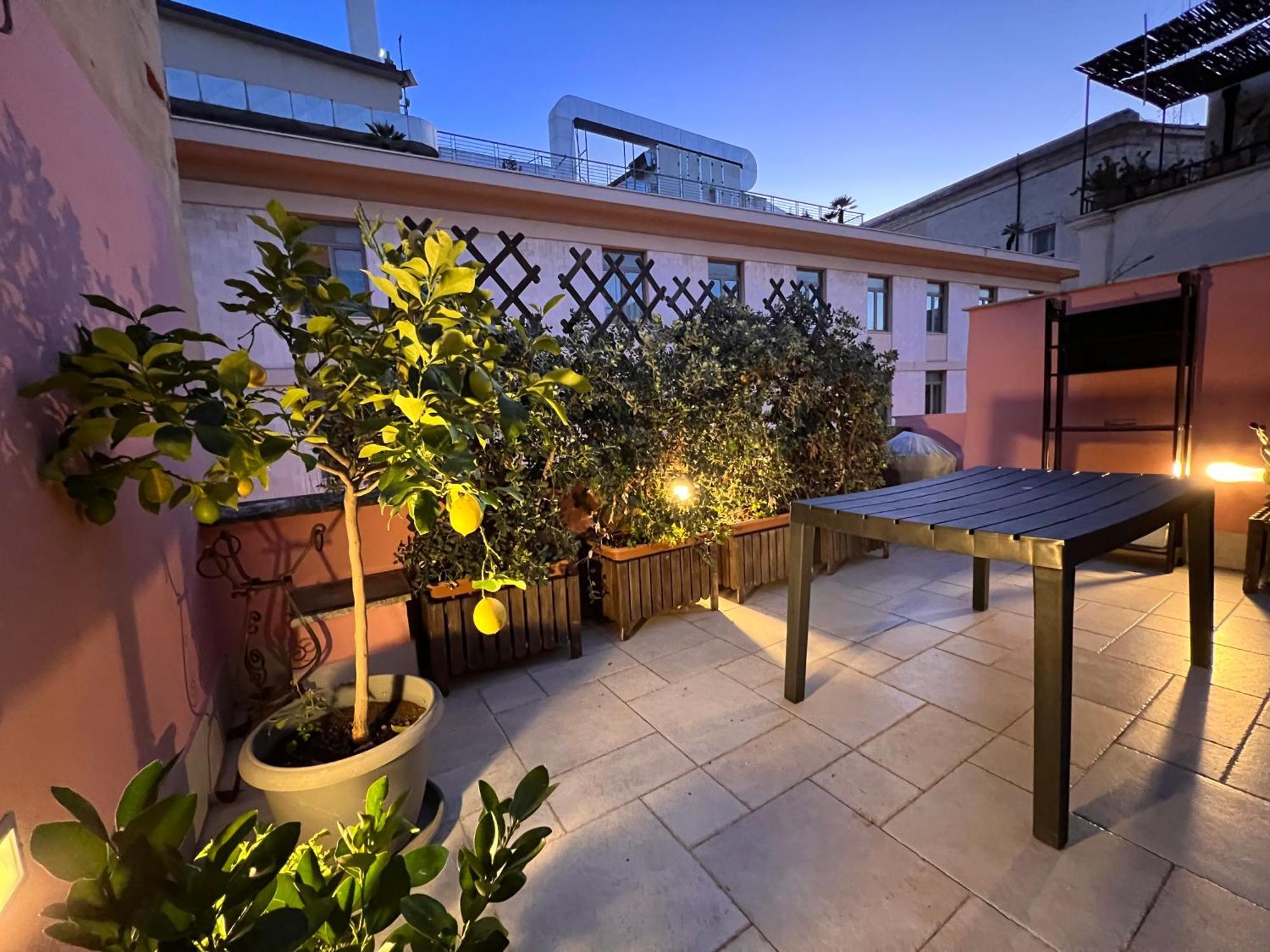 Dimora Le Scalette Apartment Bari Exteriör bild